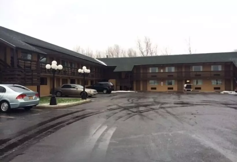 モーテル Hospitality Inn   Buffalo Airport