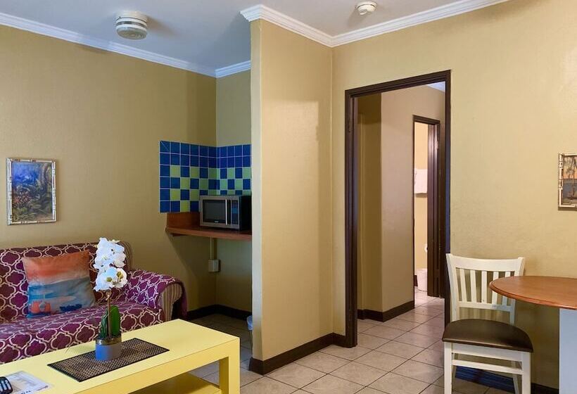 Motel Lakeside Inn And Cafe