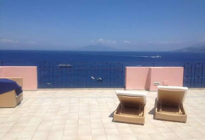 Majatalo Capri Inn