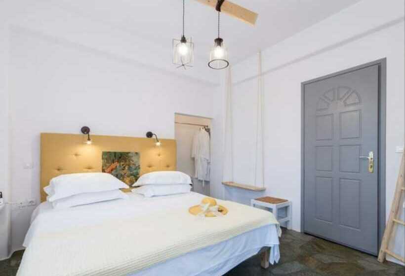 بنسيون Evi Rooms