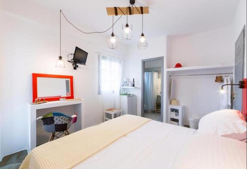 بنسيون Evi Rooms