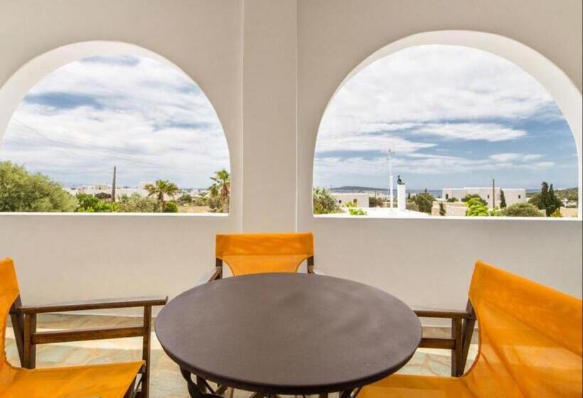 بنسيون Evi Rooms