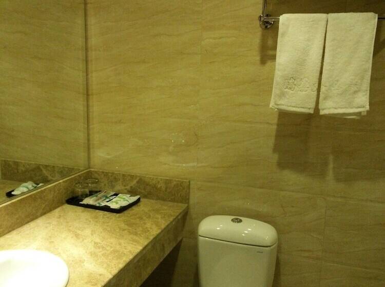 Ruijia Hotel Chengdu Airport