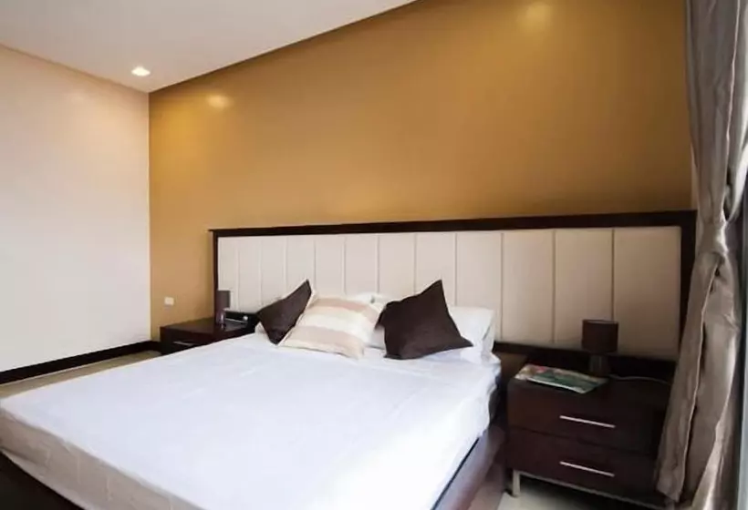 Santoni's Place