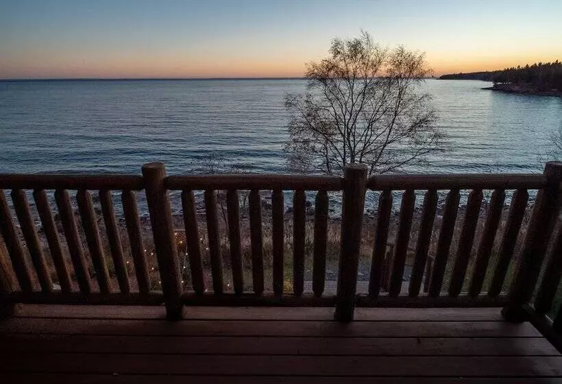 Hotelli Grand Superior Lodge