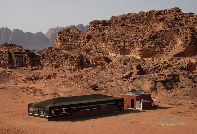 هتل Wadi Rum Desert Adventures