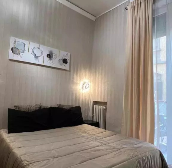 تختخواب و صبحانه Piccarda Florence