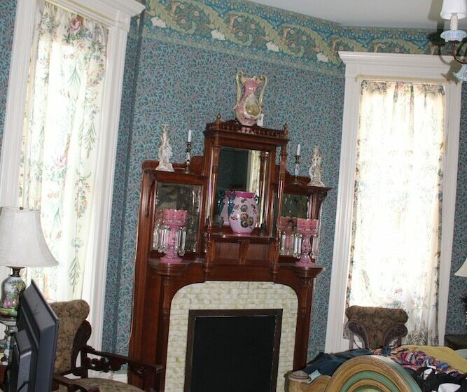 민박 Johnstone Mansiion