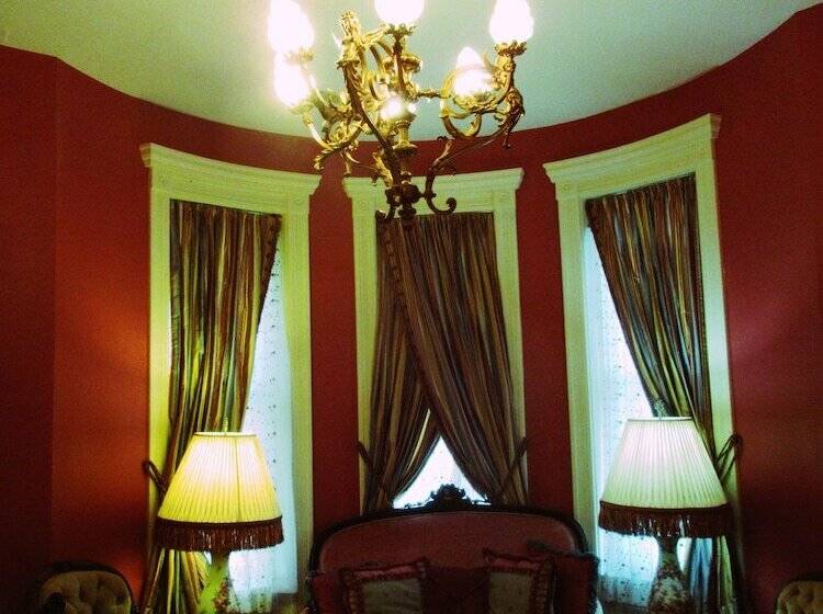 민박 Johnstone Mansiion