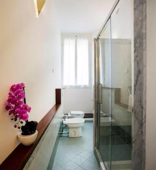 تختخواب و صبحانه Residenza Delle Arti