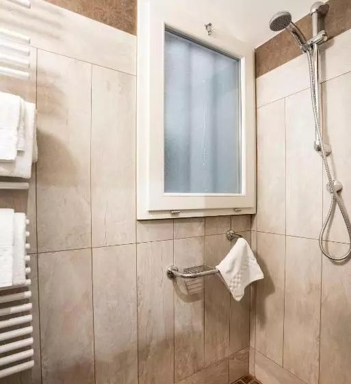 تختخواب و صبحانه Residenza Delle Arti