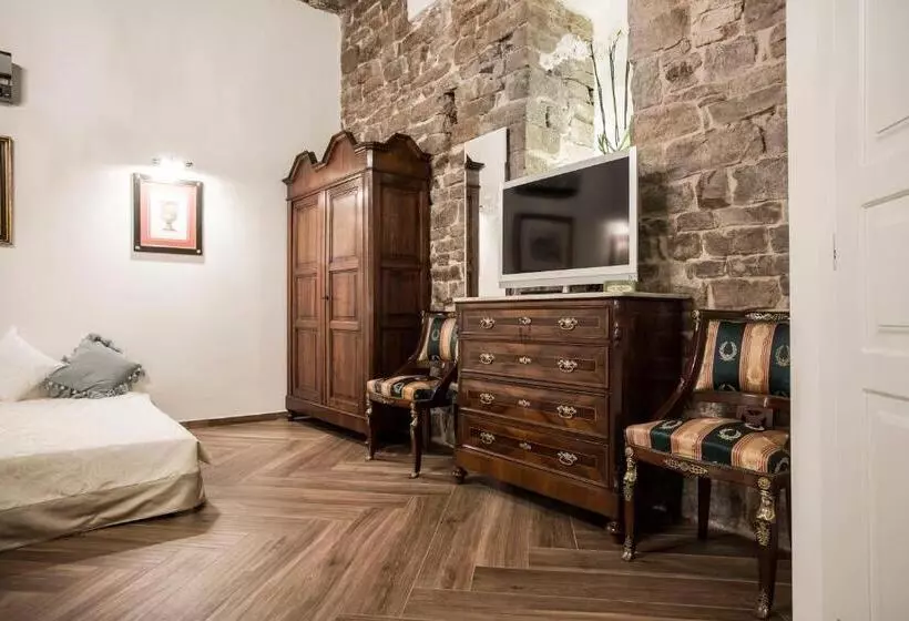 تختخواب و صبحانه Residenza Delle Arti