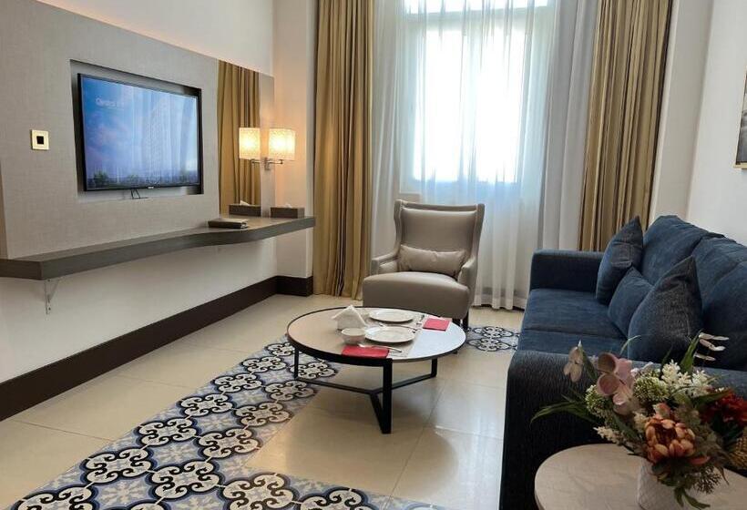 هتل Central Inn Souq Waqif