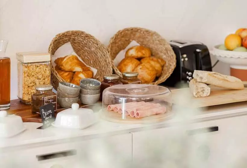 Hotelli Gogaille   Gambetta   Accès Autonome