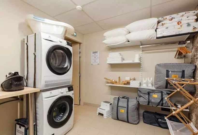 Hotelli Gogaille   Gambetta   Accès Autonome