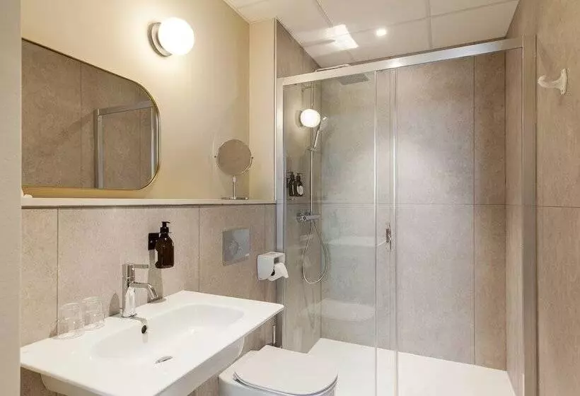 Hotelli Gogaille   Gambetta   Accès Autonome