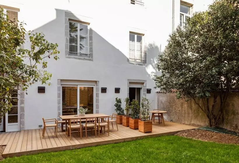 Hotelli Gogaille   Gambetta   Accès Autonome