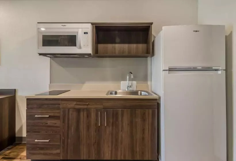 Hotelli Woodspring Suites Ashland   Richmond North