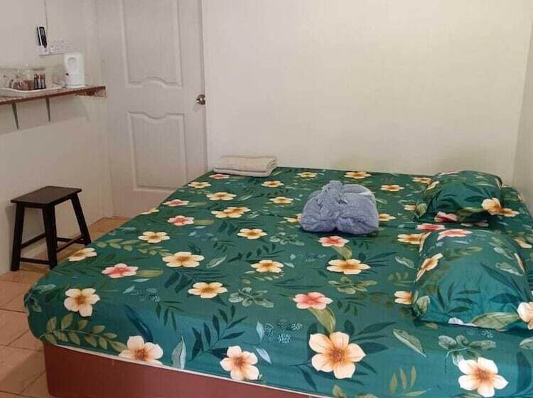 Pensjonat Kampung Sungai R&r,homes By Oyo Rooms