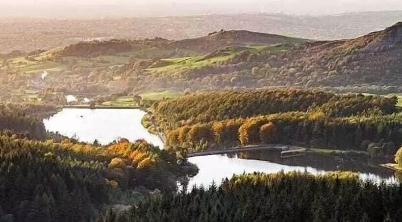Residenssi Stunning 2 Bed House In Macclesfield Cheshire