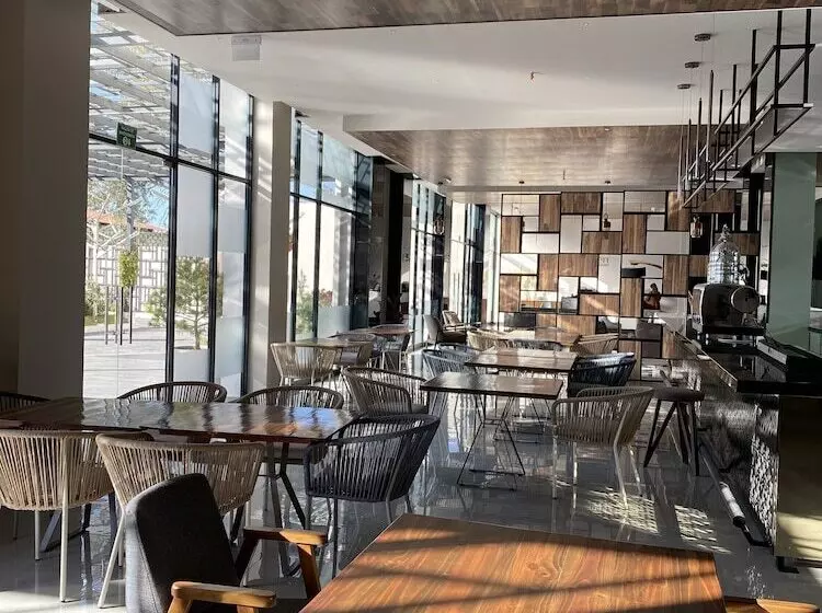Zegen Hoteles