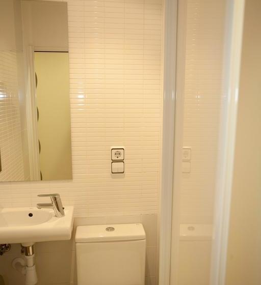 Общежитие Coroleu House Barcelona