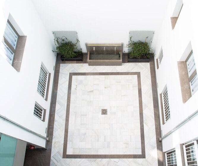 Apartamentos Campo Del Príncipe