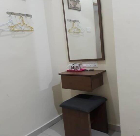 فندق Evonne Budget