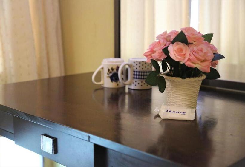 فندق Evonne Budget