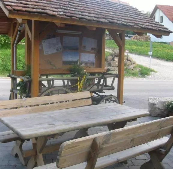 Hotelli Landgasthof Deutsches Haus Kg