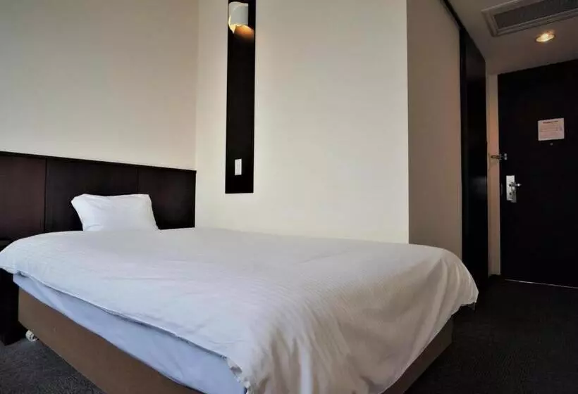 Green Rich Hotel Tosu Ekimae