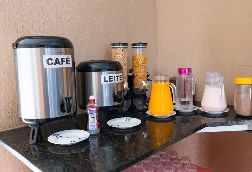 فندق Hanna Balneário