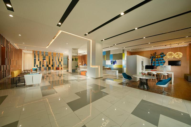 Holiday Inn Express Leshan City Square, An Ihg Hotel High Speed Rail And Leshan Giant Buddha