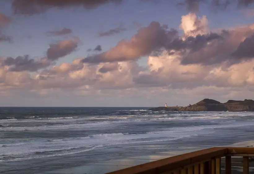 ホテル Inn At Nye Beach