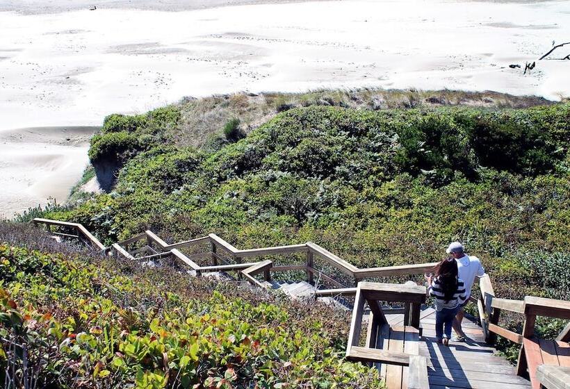 Отель Inn At Nye Beach