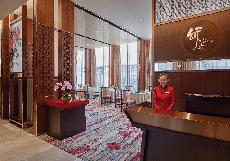 هتل Mercure Singapore Bugis