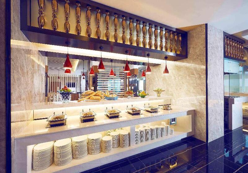 هتل Mercure Singapore Bugis