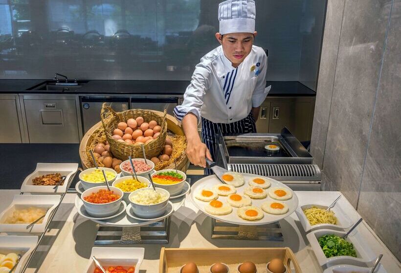 Novotel Phuket City Phokeethra