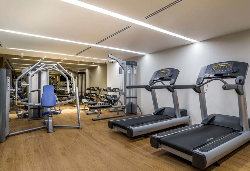 Novotel Phuket City Phokeethra