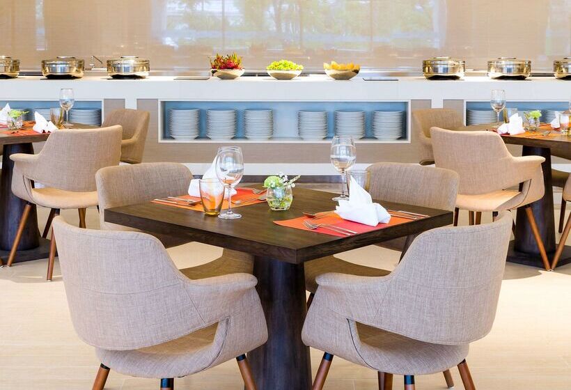 Novotel Phuket City Phokeethra