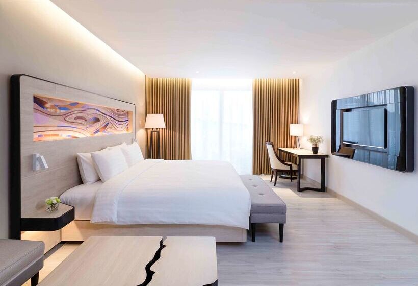 Novotel Phuket City Phokeethra