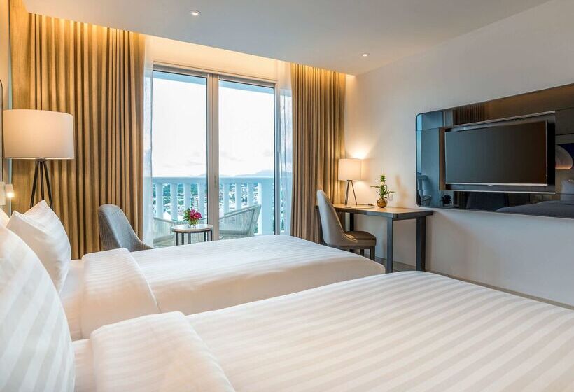 Novotel Phuket City Phokeethra