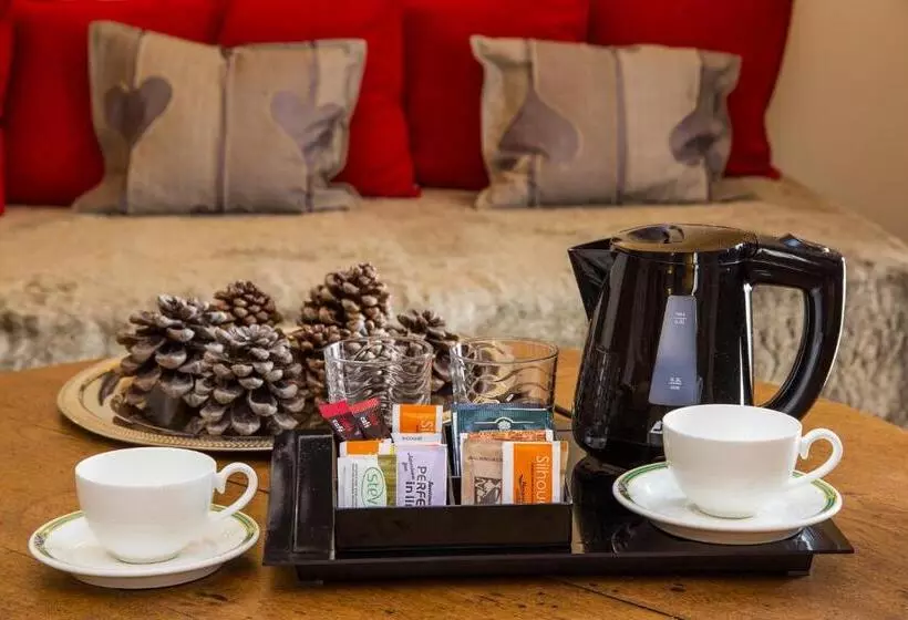 Paradise Hotel & Wellness