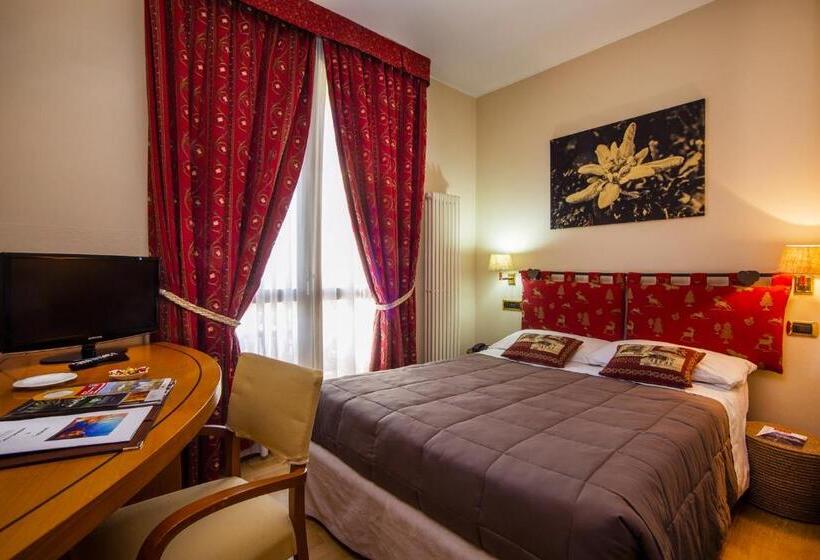 Paradise Hotel & Wellness