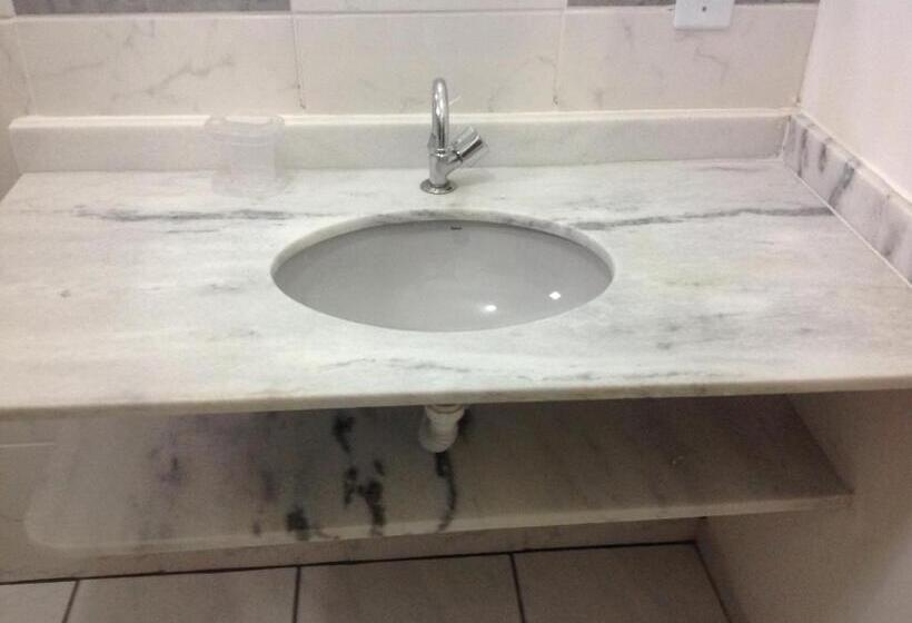 פנסיון Pousada Vila Verde