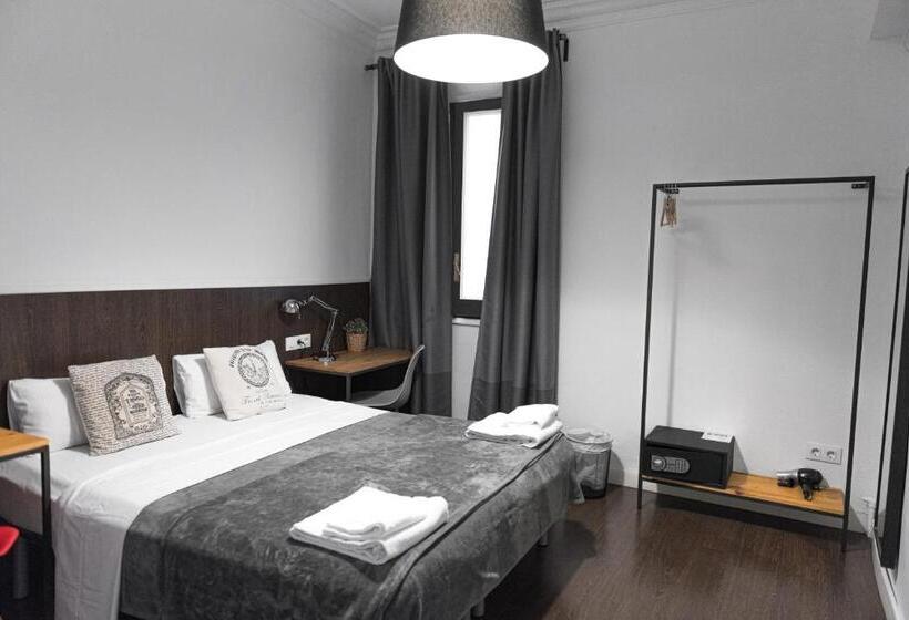 Coimpact Coliving   Hostel