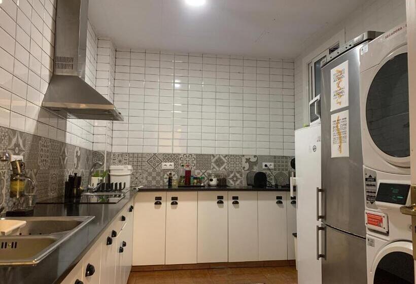 Coimpact Coliving   Hostel