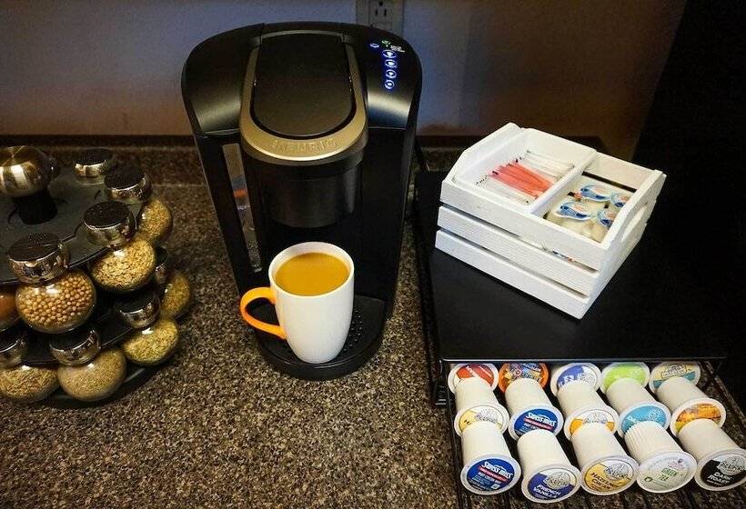 Bayfield Cabin W/ Wraparound Deck & Fire Pit