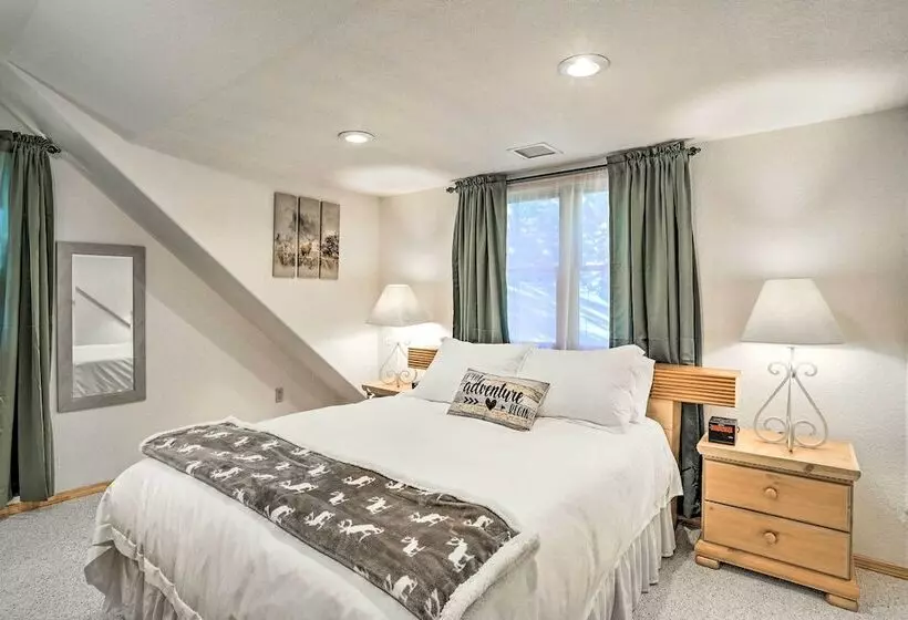 Bayfield Cabin W/ Wraparound Deck & Fire Pit