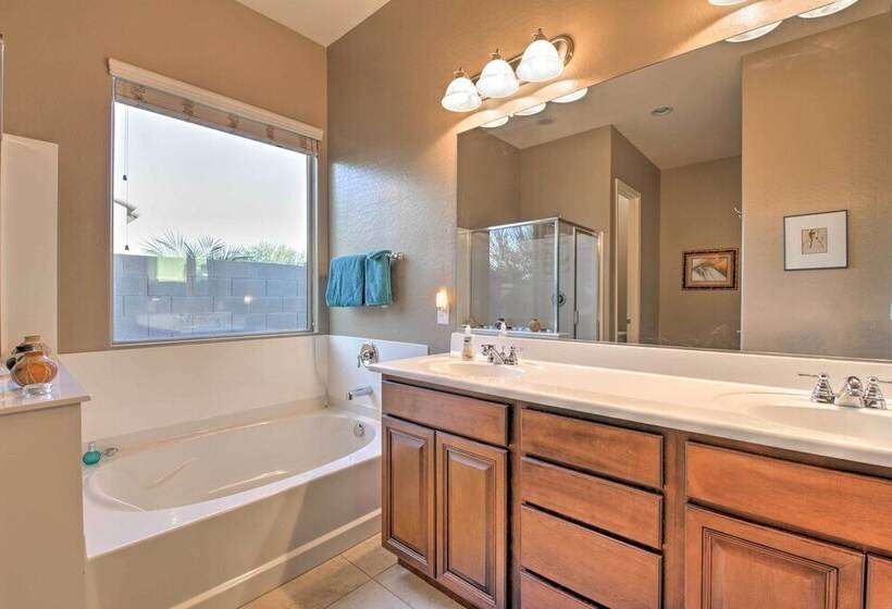 Goodyear Home W/ Patio, Grill & Mountain Views